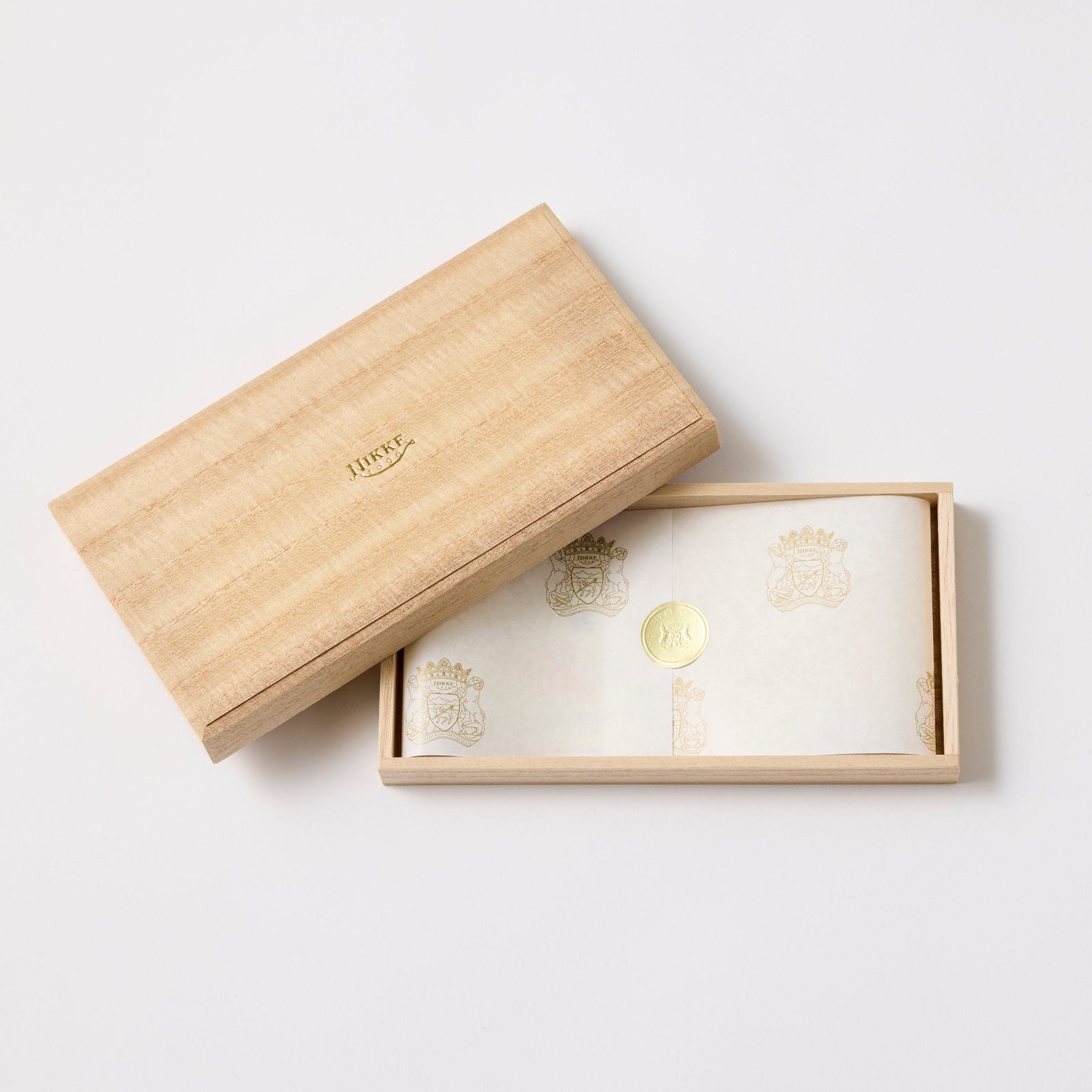 お仕立て券 – NIKKE 1896