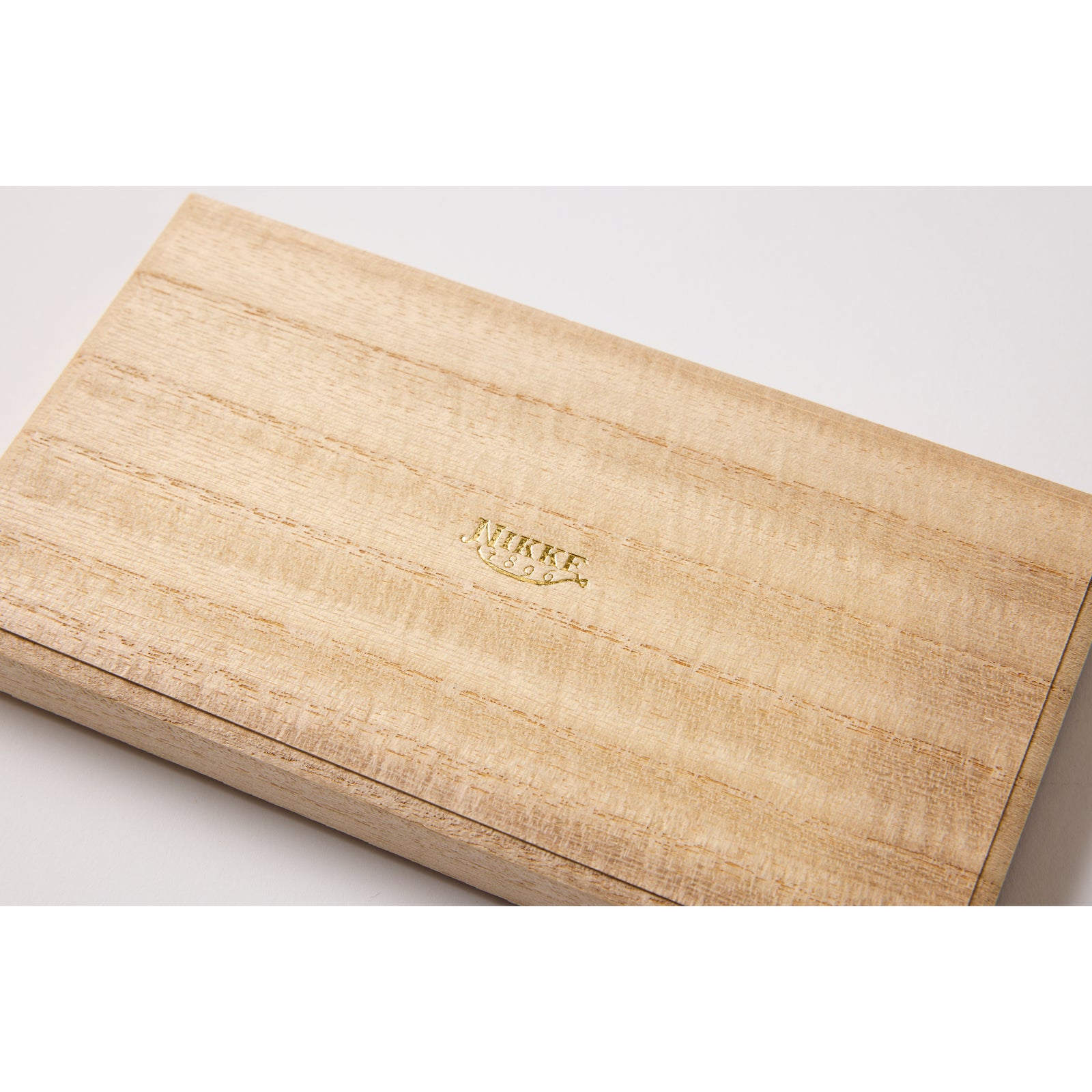 ウールシャツお仕立て券 – NIKKE 1896