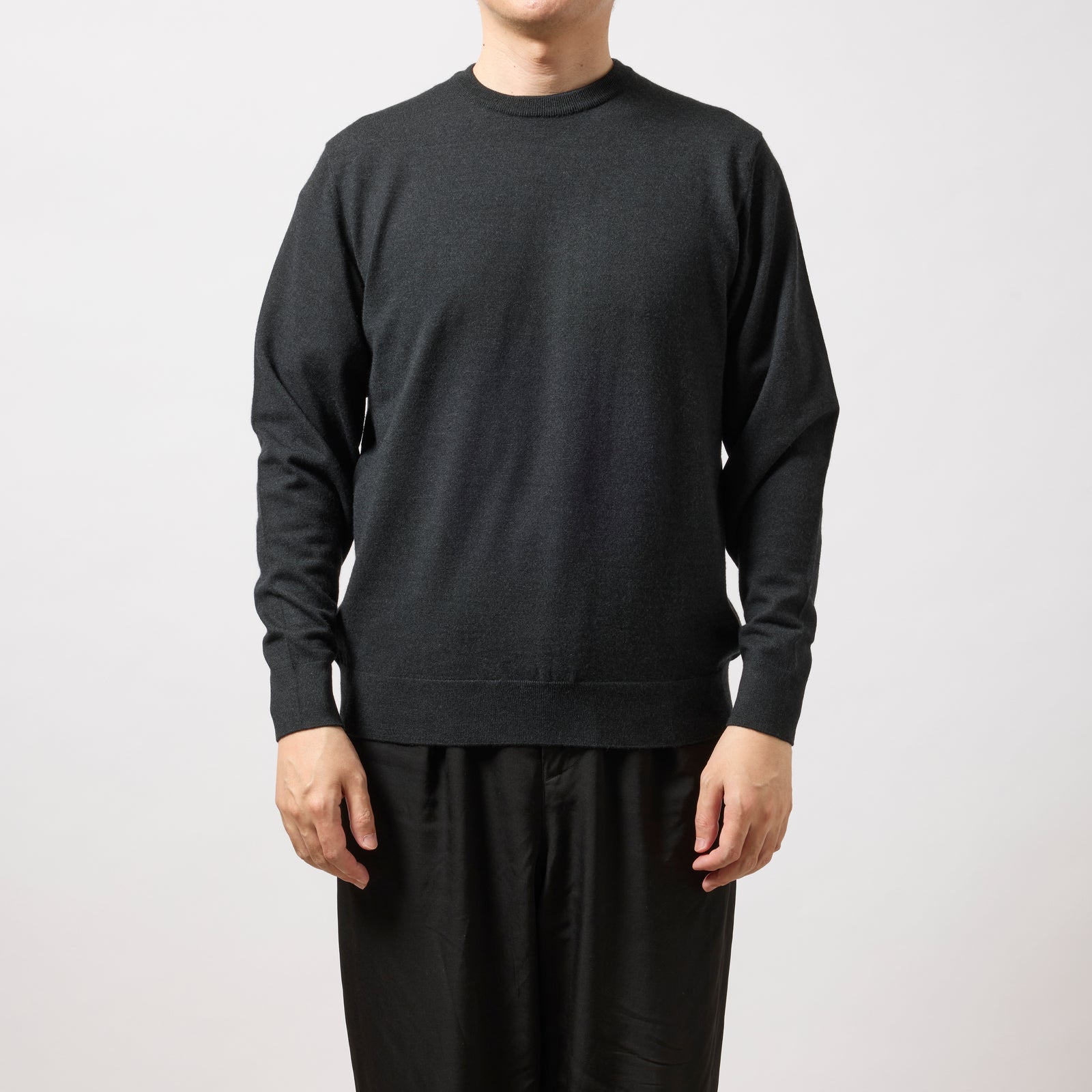 NEW】ウルトラファインメリノウール100%クルーネックセーター 15.5μ