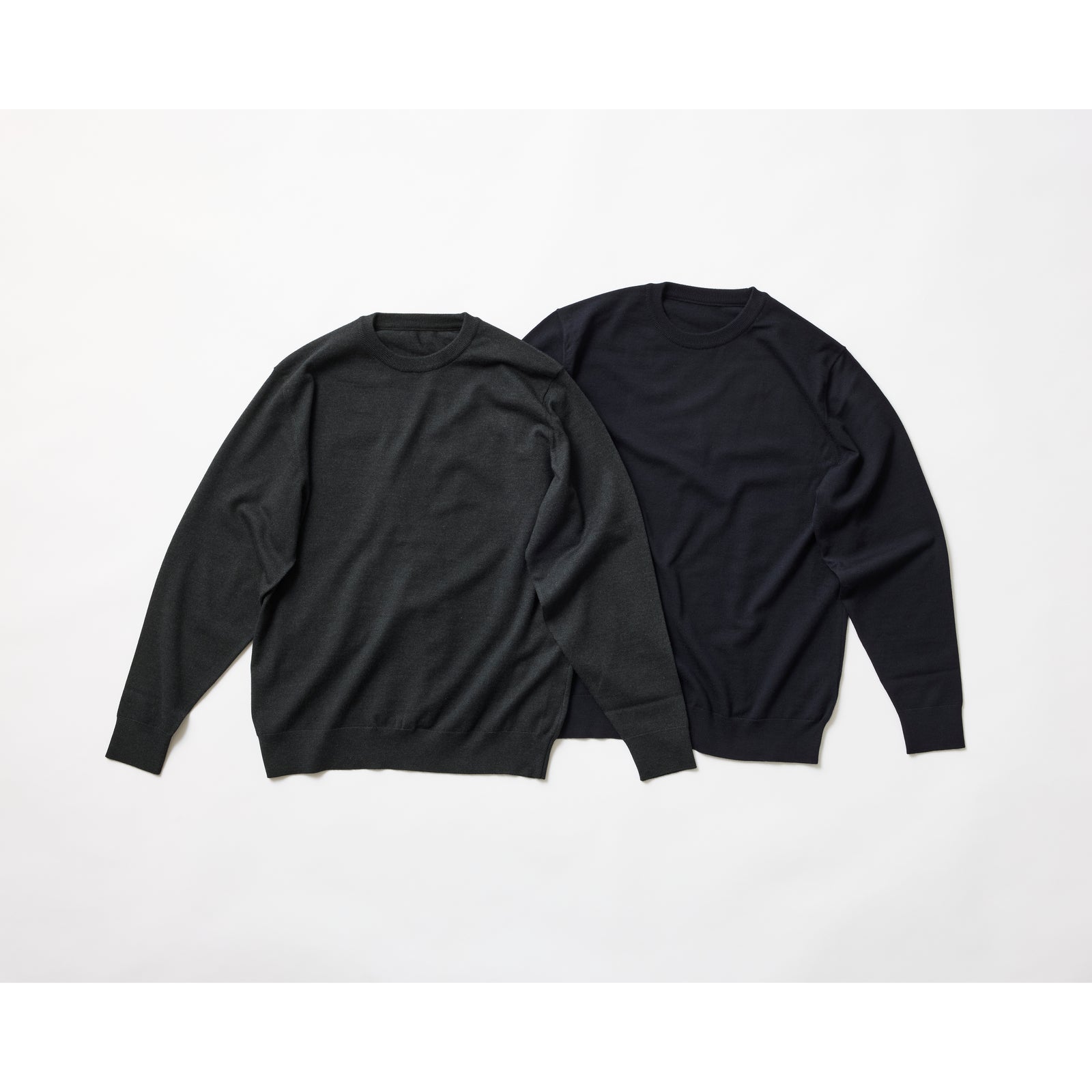 ウルトラファインメリノウール100%クルーネックセーター 15.5μ