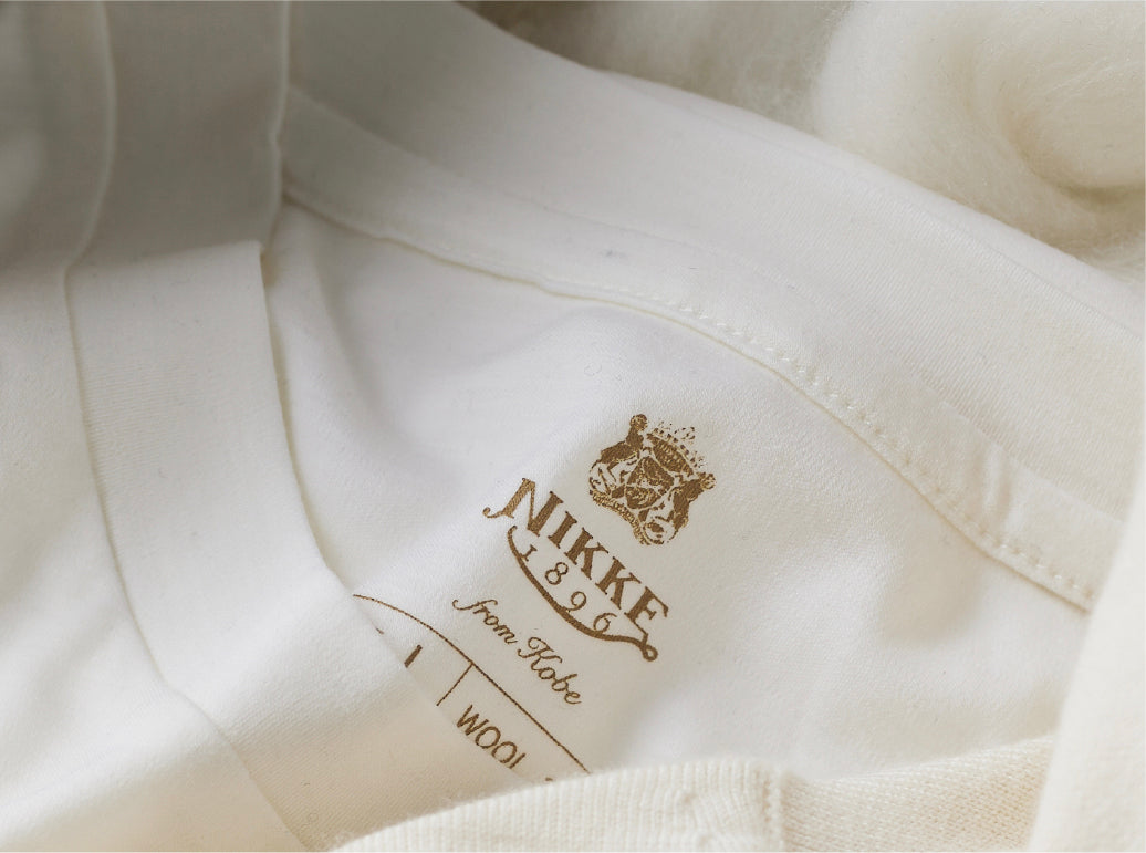 NIKKE 1896 シャツディテール